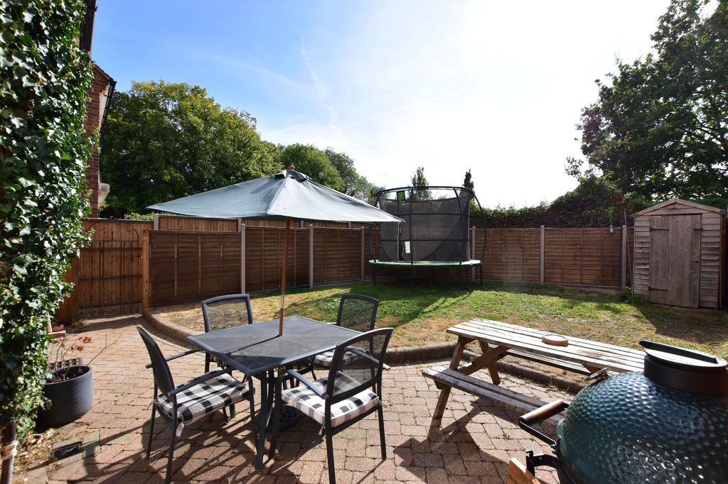 Property photo 2 of 22
