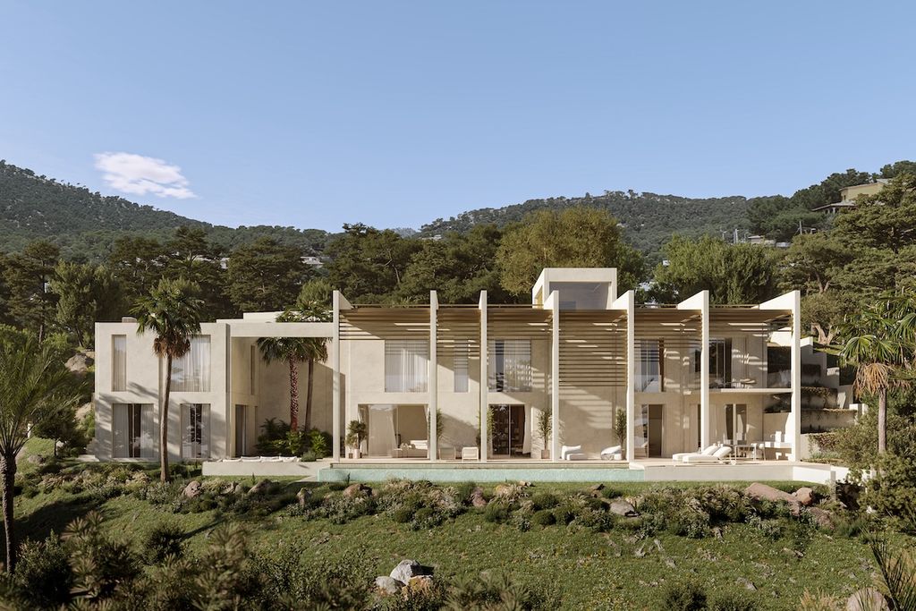 Property photo 2 of 11 Ca_Fachada_Frontal.Jpg