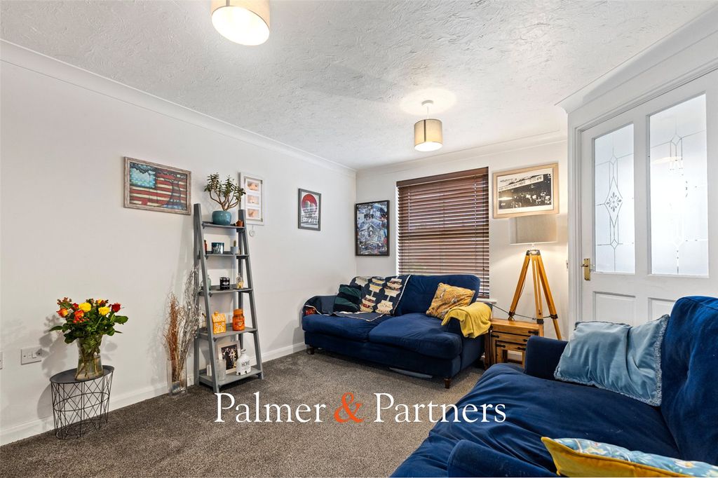 Property photo 3 of 16 Picture No. 05