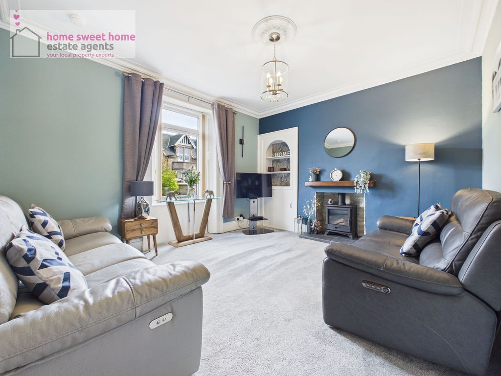 Property photo 2 of 37