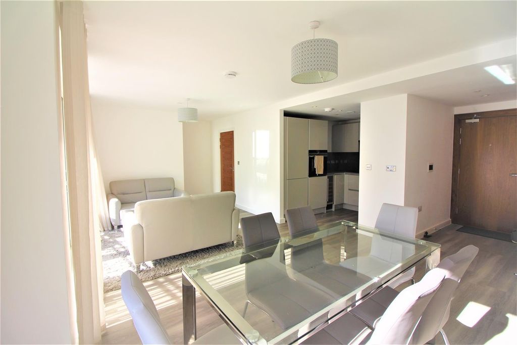 Property photo 3 of 5 Bright And Spacious Open-Plan Living Area...