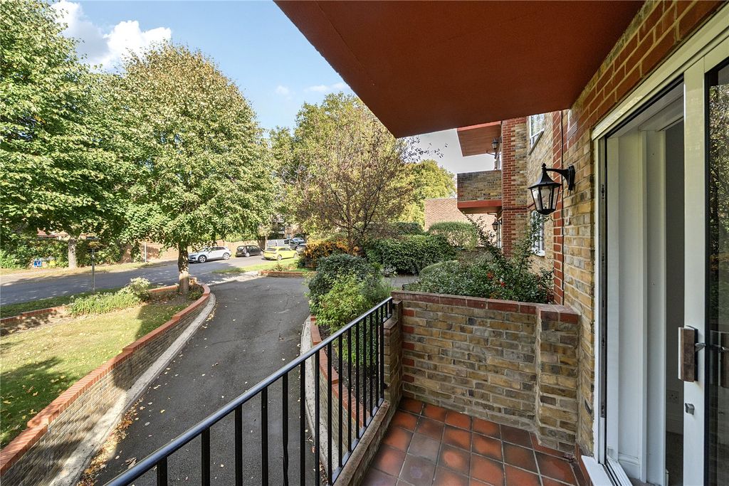 Property photo 2 of 11 Picture No. 15