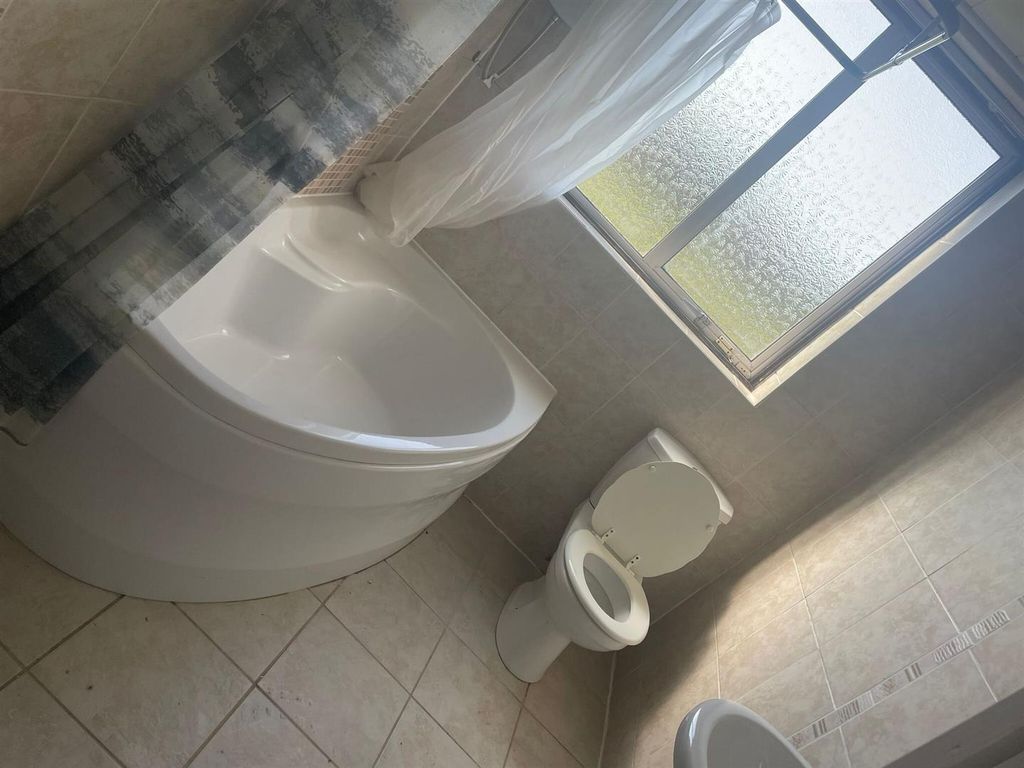 Property photo 2 of 19 Img-20230530-Wa0021.Jpg