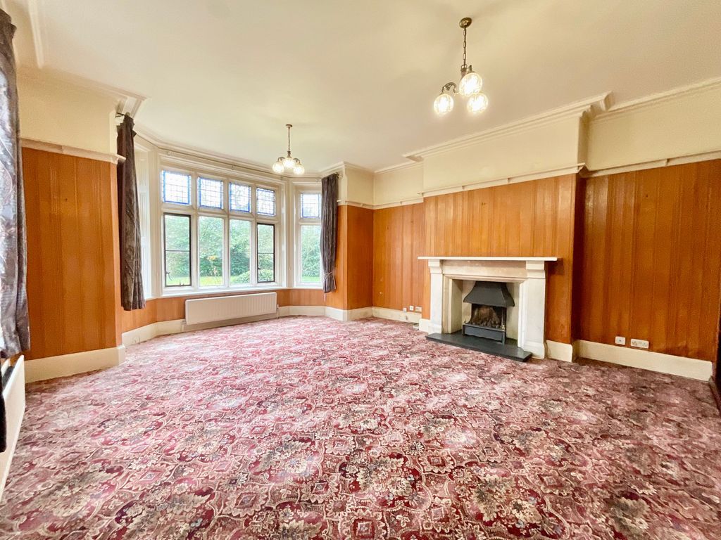 Property photo 3 of 26