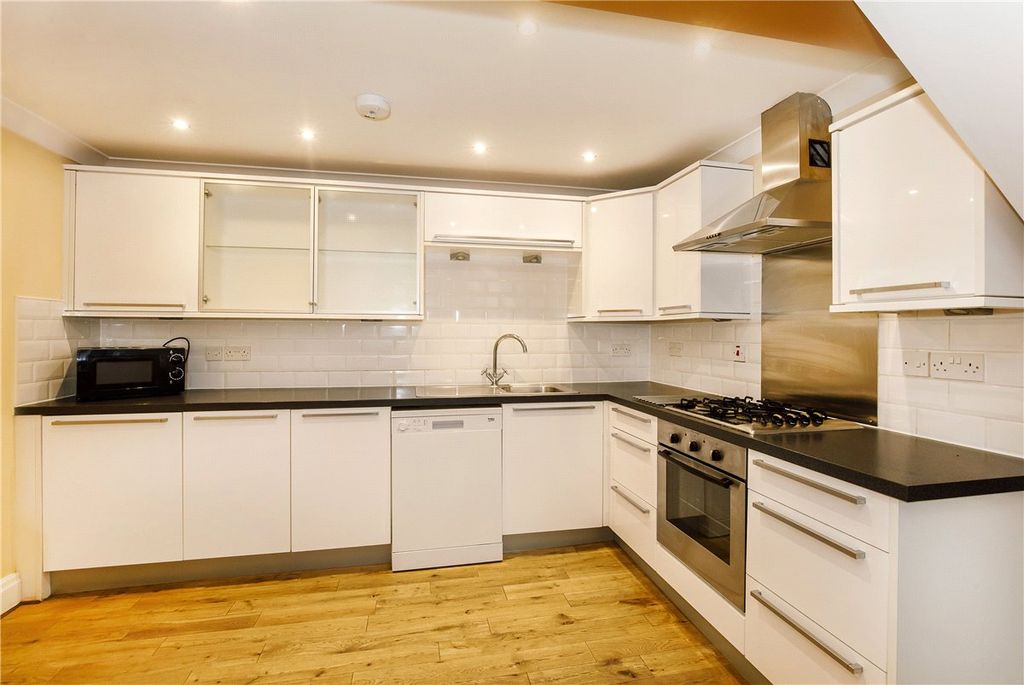 Property photo 3 of 13 Picture No. 06