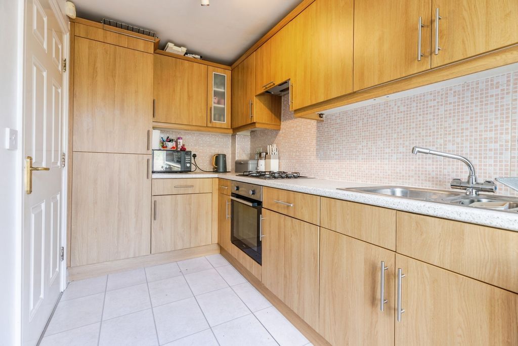 Property photo 3 of 19 Pbox-Img.Jpg