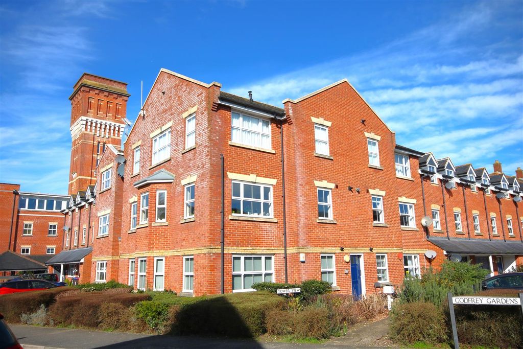 Property photo 1 of 21 Front 2.Jpg