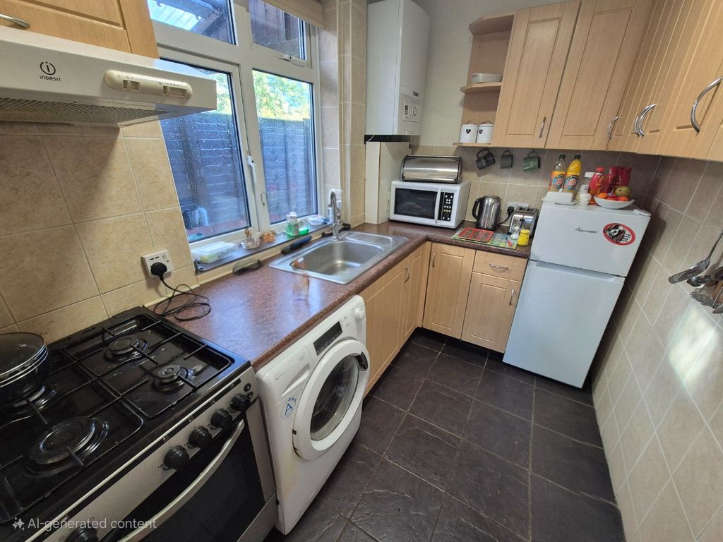 Property photo 3 of 12 4542263