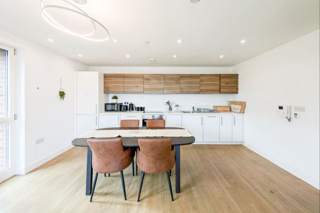 Property photo 3 of 13 Photo 3