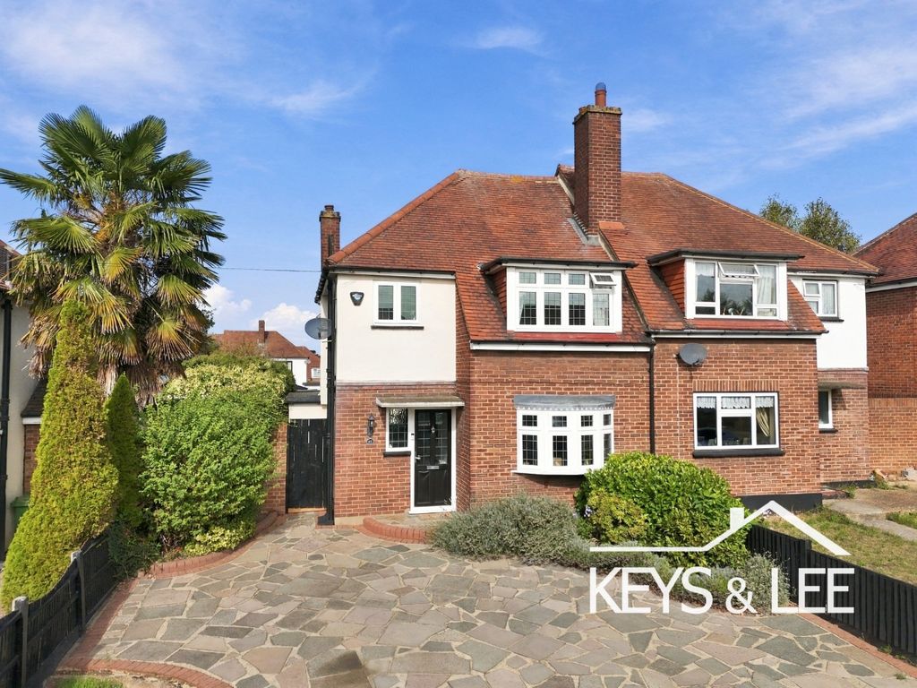 Property photo 1 of 15 4531420