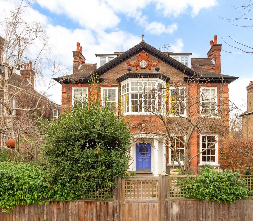 Property photo 3 of 9 Exterior