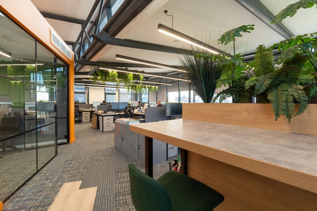 Property photo 3 of 13 Office