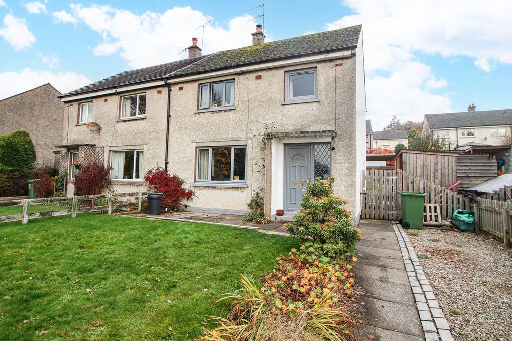 Property photo 1 of 8 Front External