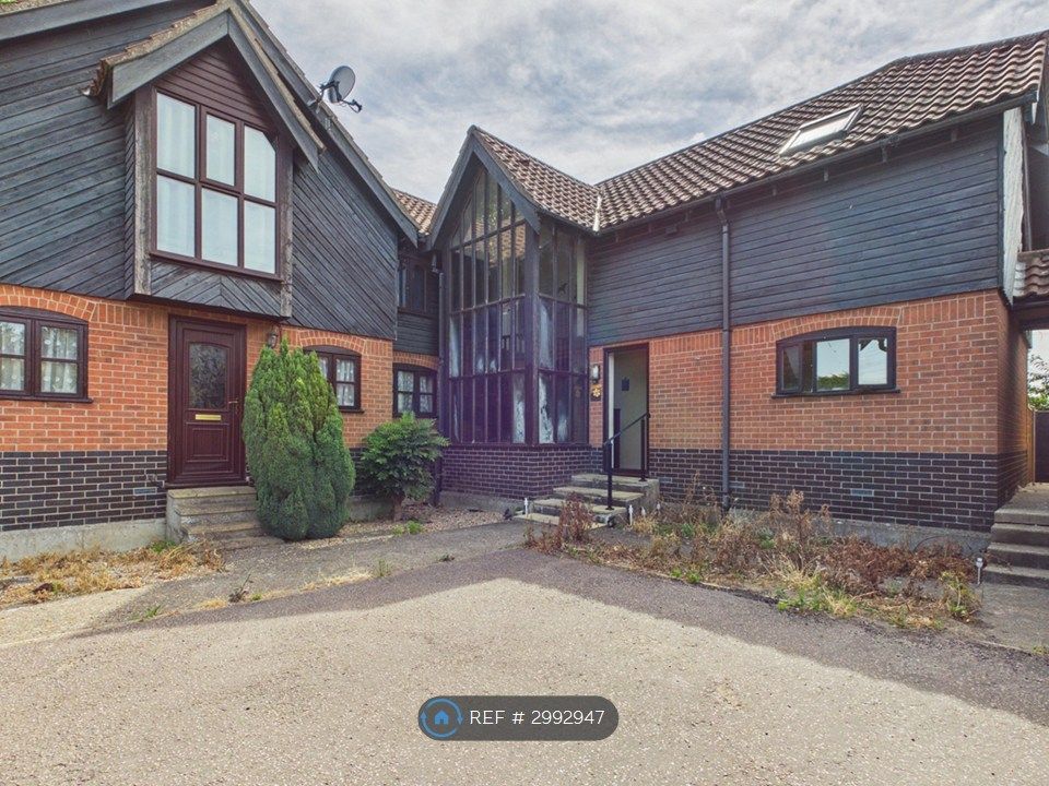 Property photo 1 of 5