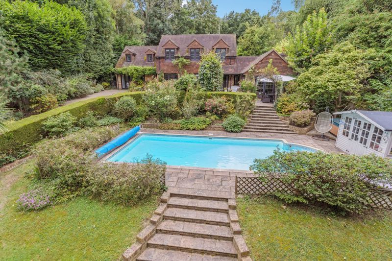 Property photo 1 of 19 Photo 21