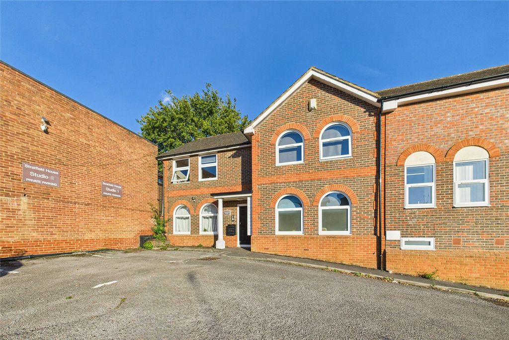 Property photo 1 of 6 Picture No. 11