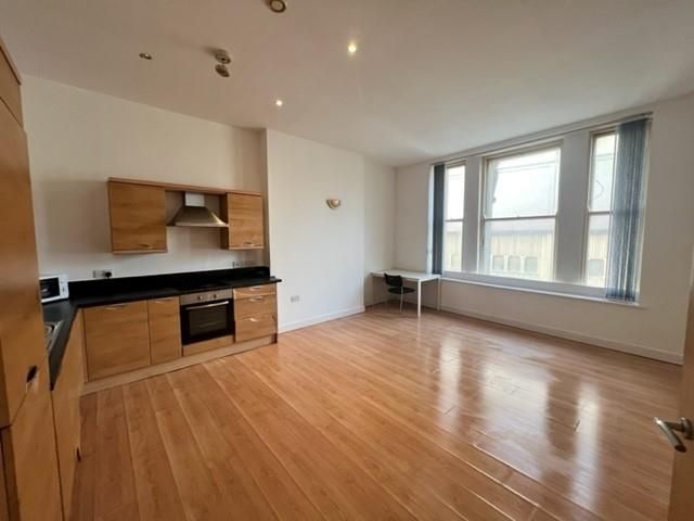Property photo 1 of 9 Open Plan Lounge/Kitchen