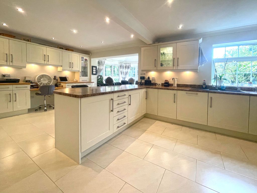 Property photo 2 of 13 Img_4241