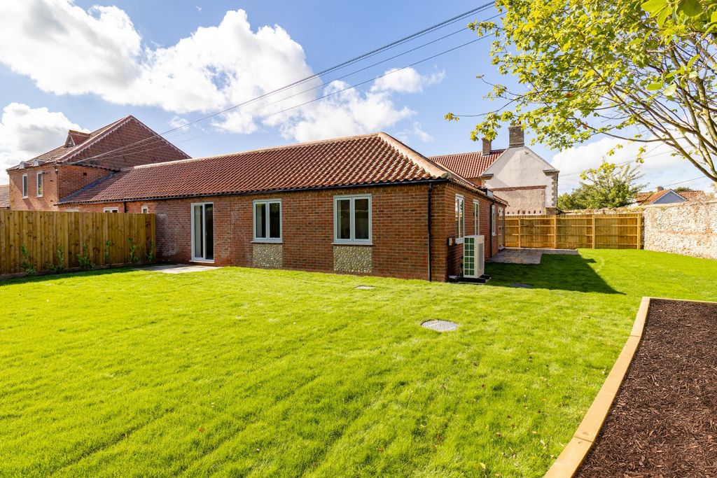 Property photo 1 of 49 4518370
