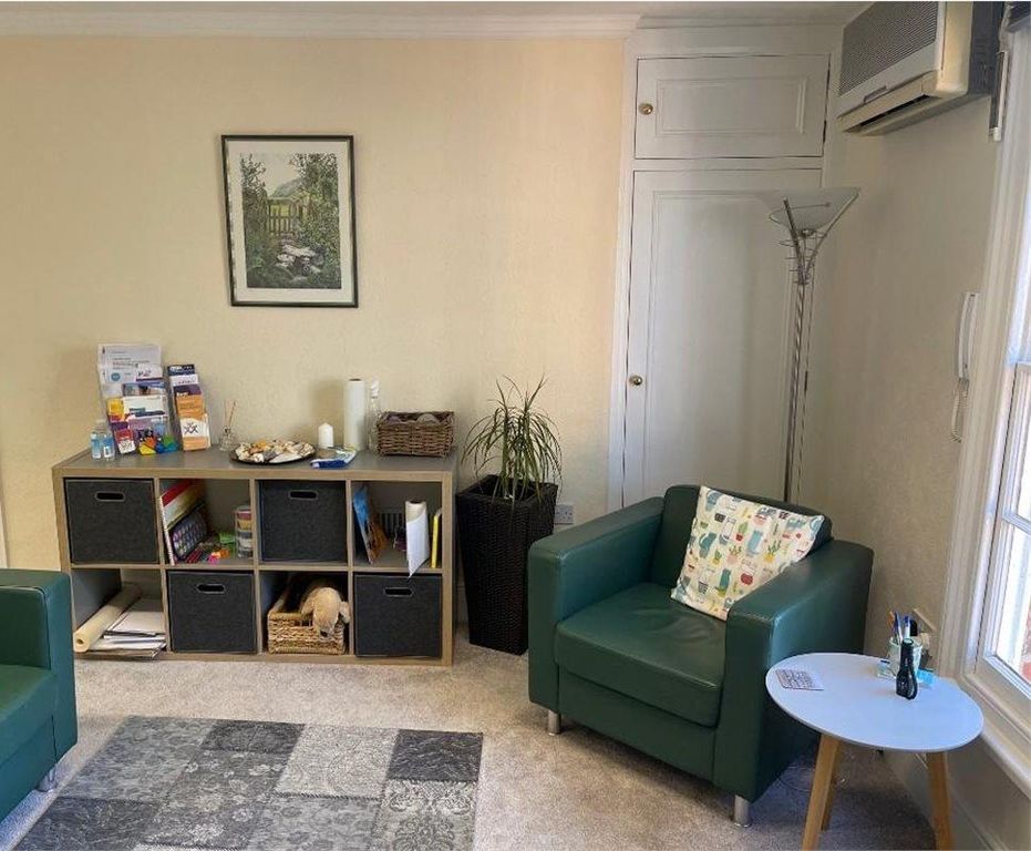 Property photo 3 of 5 12109_970x800.Jpg