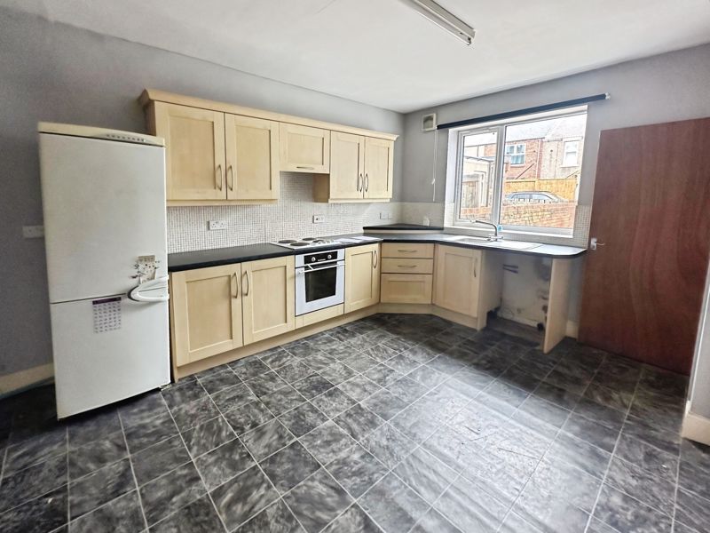 Property photo 3 of 8 Photo 3