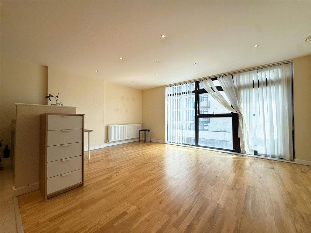 Property photo 2 of 6 Img_3721.Jpg
