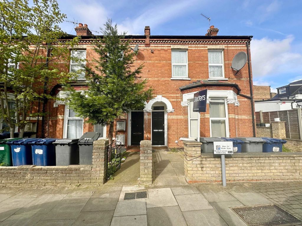 Property photo 1 of 5