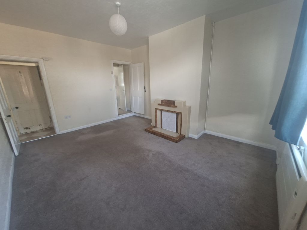 Property photo 3 of 7 45472