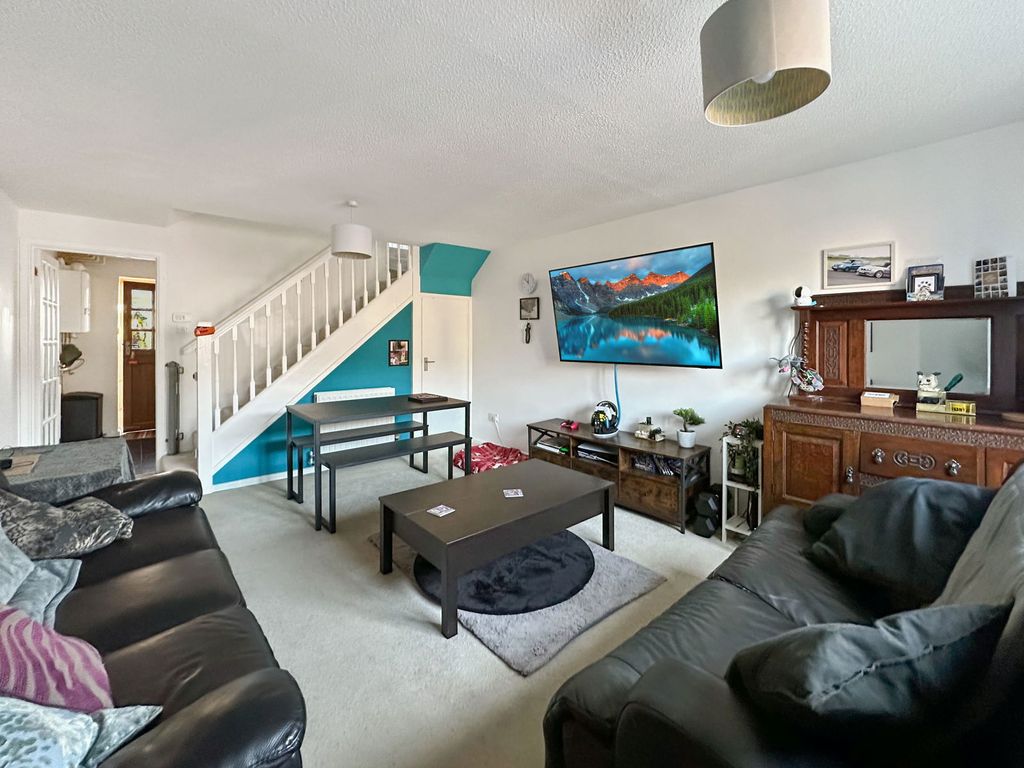 Property photo 2 of 23