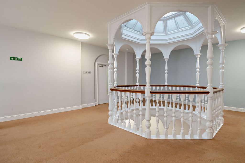 Property photo 3 of 23