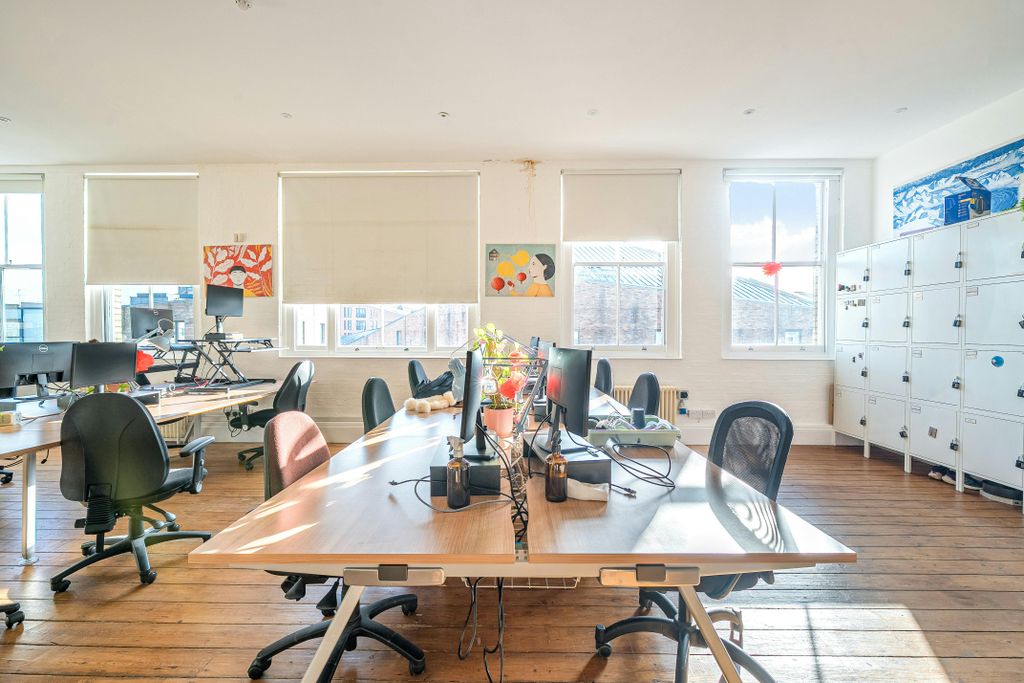 Property photo 2 of 25 1404660-3-697A069Dbf869.Jpg