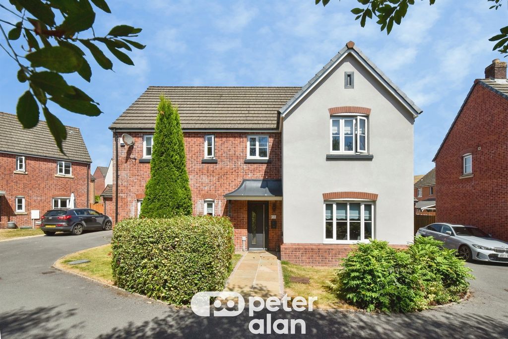 Property photo 1 of 31