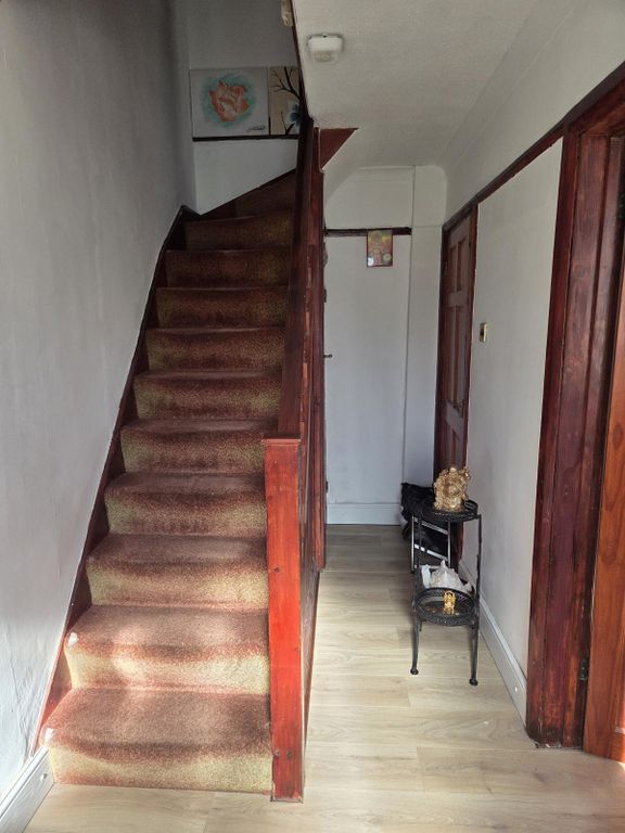 Property photo 1 of 13 Four Bedroom Terraced House In Uxbridge