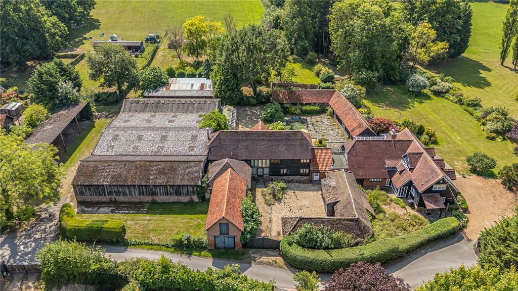 Property photo 1 of 34 Picture No. 06