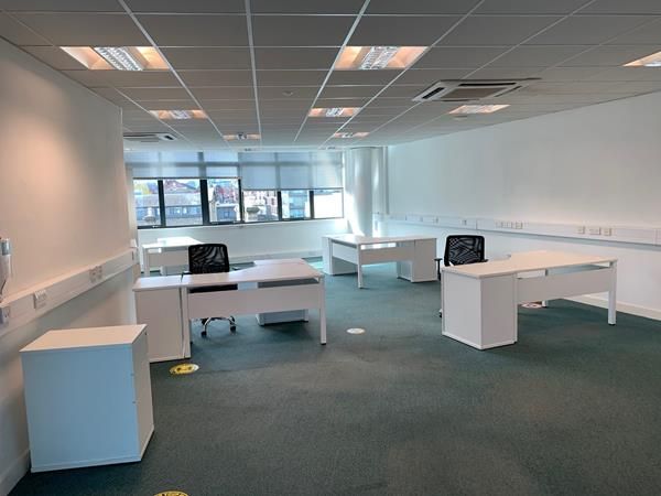 Property photo 2 of 10 Photo 13