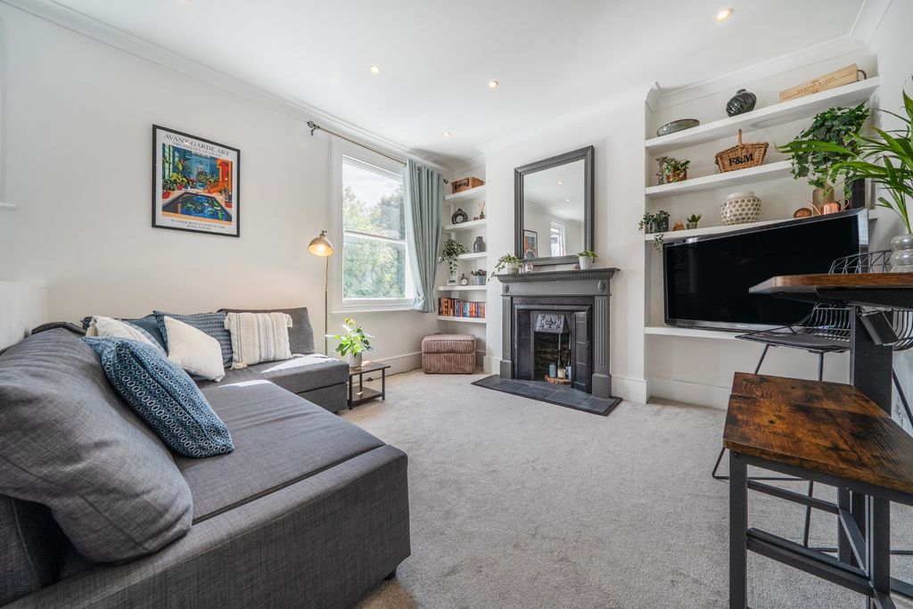 Property photo 1 of 16 5530110