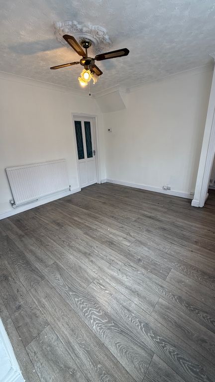 Property photo 3 of 29
