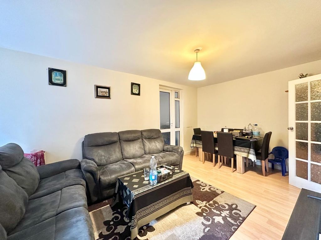 Property photo 3 of 13 Img_8329.Jpg