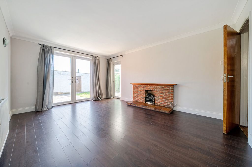 Property photo 2 of 15 1357841-22-68cd53...