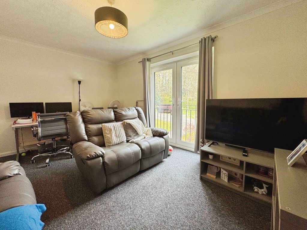 Property photo 2 of 10 Pbox-Img.Jpg