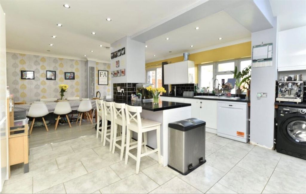 Property photo 3 of 18 Picture No. 03