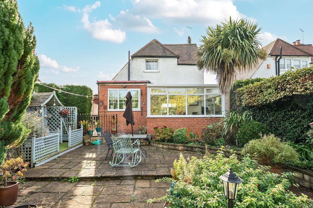 Property photo 3 of 22