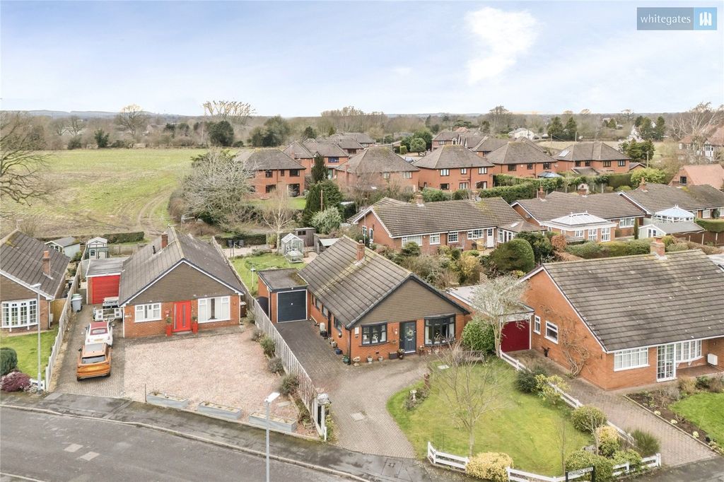 Property photo 2 of 25 Picture No. 29