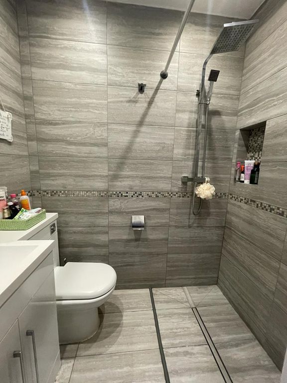Property photo 1 of 6 One Bedroom Annex Flat Ideal For Working Couples- £1400 All Inclusive