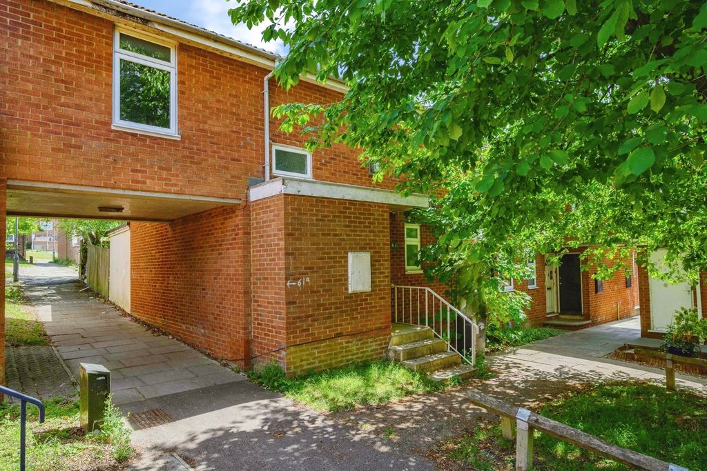 Property photo 1 of 11 Pbox-Img.Jpg