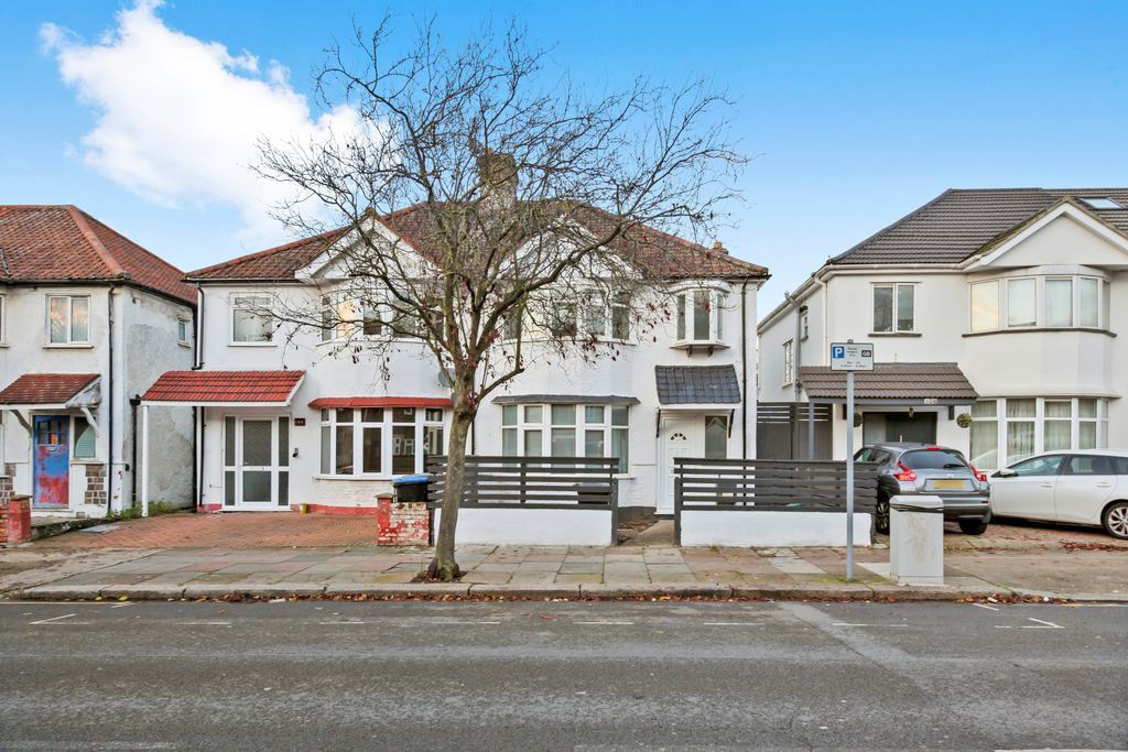Property photo 1 of 20