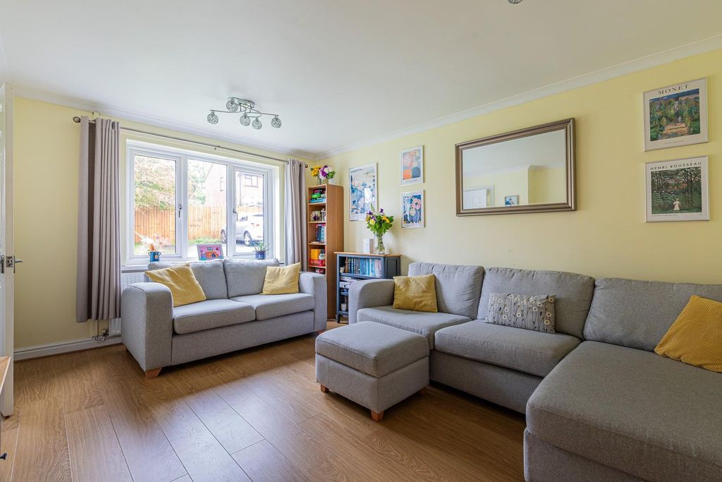 Property photo 3 of 19 13-2.Jpg