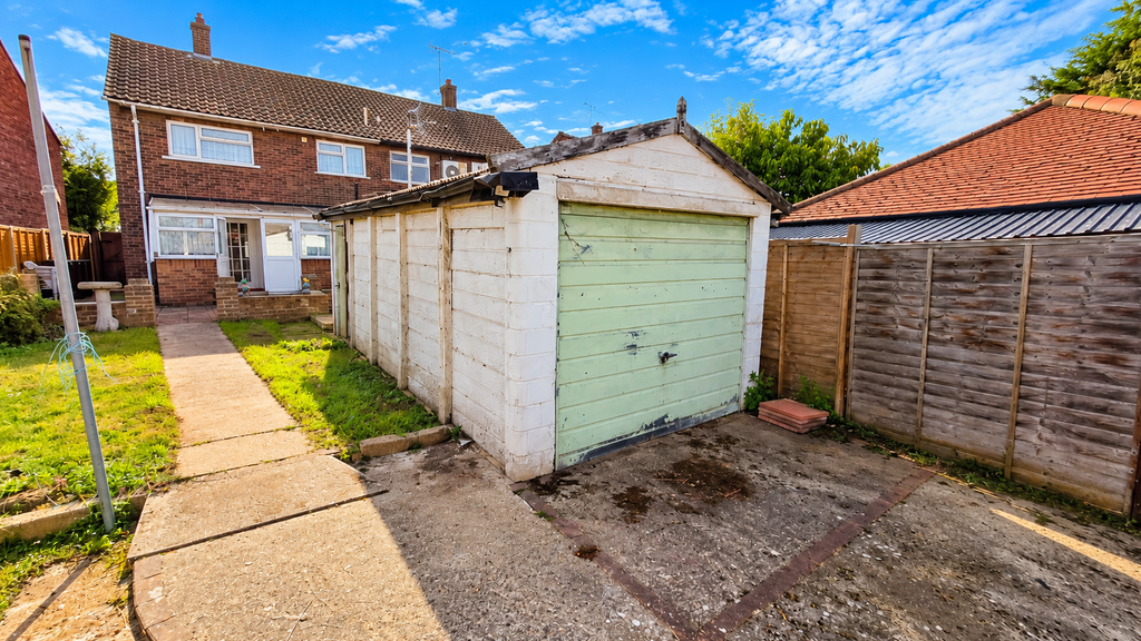 Property photo 3 of 24