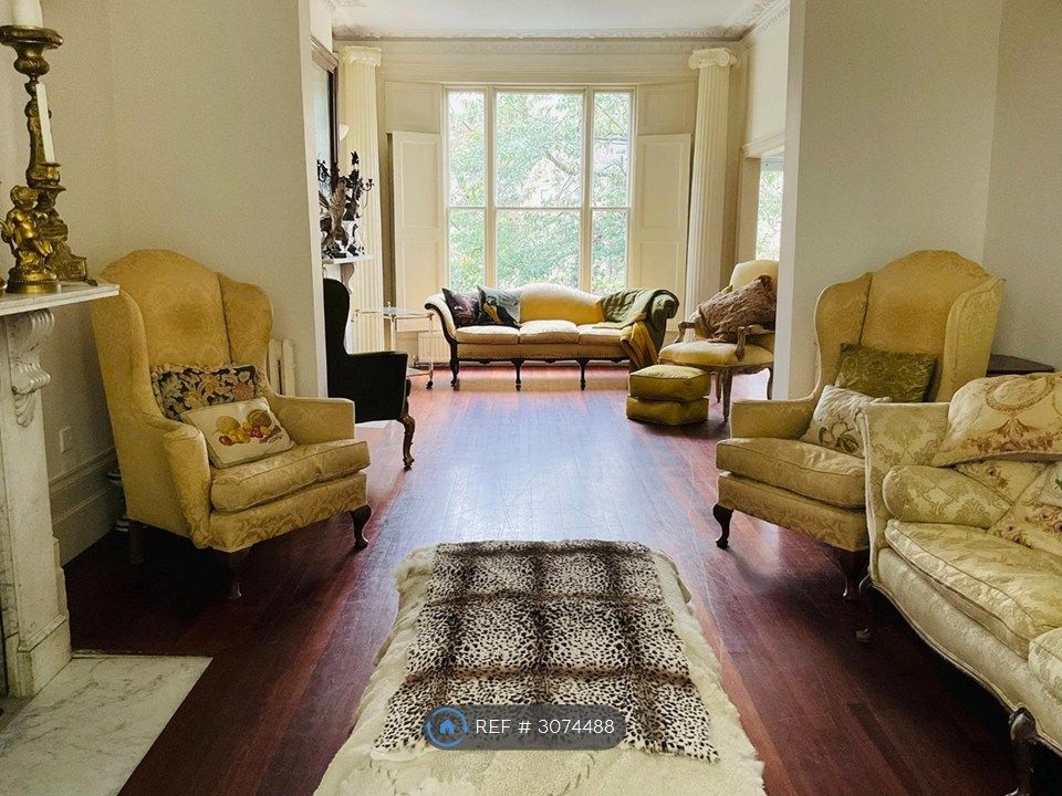 Property photo 2 of 19 Living Room 1