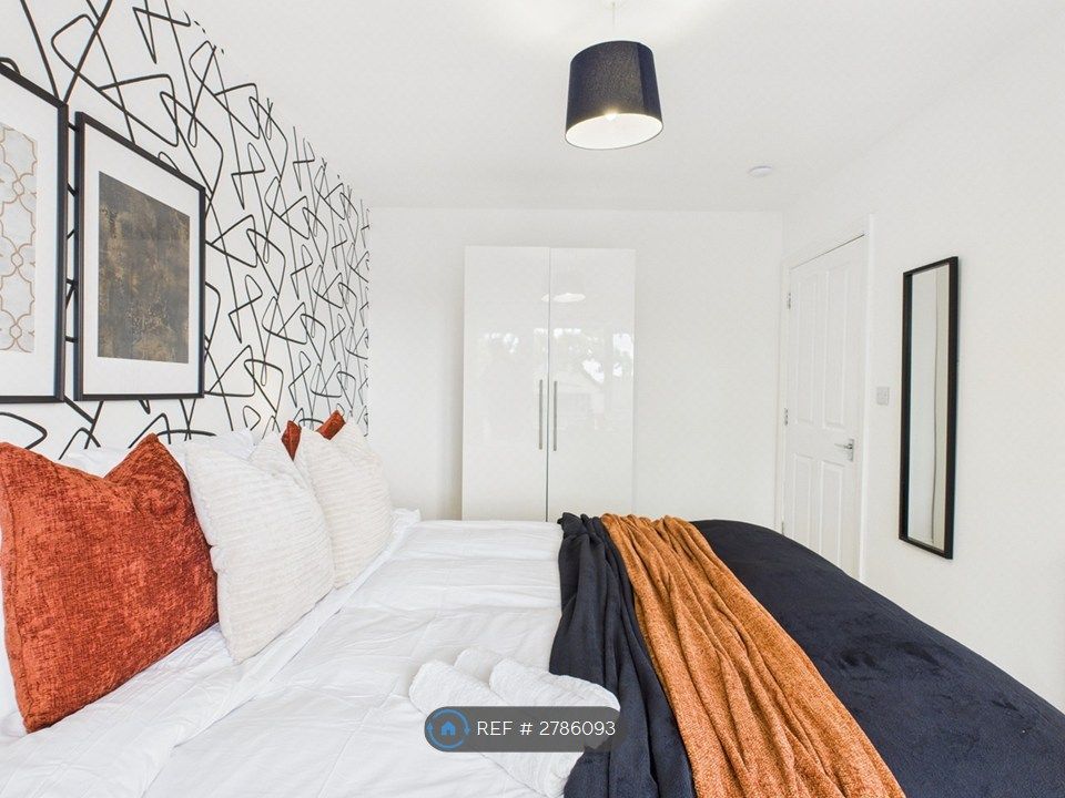 Additional image 16 of 4 bed semi-detached house to rentSaxon Way, Wychbold, Droitwich WR9